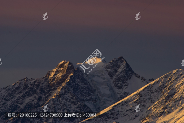 雪山晨曦