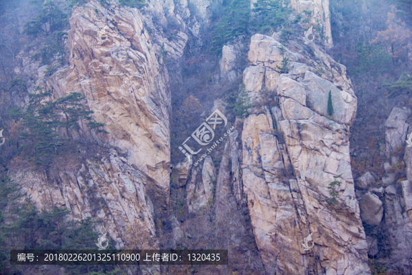 懸崖峭壁