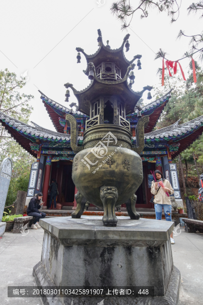 騰沖云峰山,靈驗(yàn)山,云峰山香爐