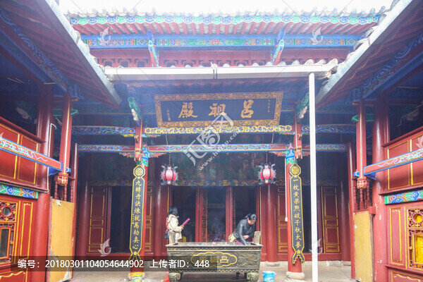 騰沖云峰山,靈驗(yàn)山,呂祖殿