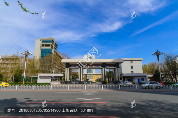 華北理工大學(xué),煤醫(yī)大門口