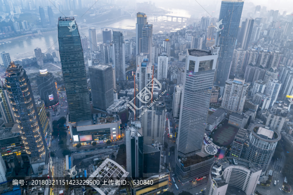 俯瞰重慶城市建筑景觀摩天大樓