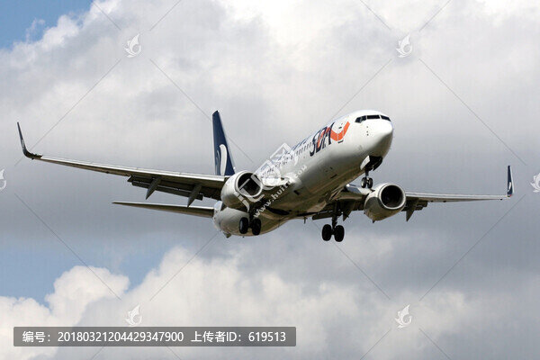 藍(lán)天,云朵,飛機降落,山東航空
