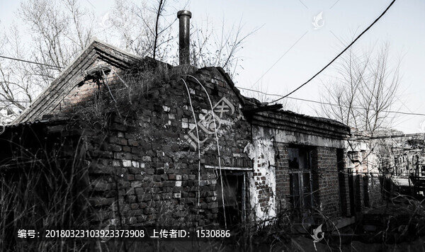 老房子,煙囪