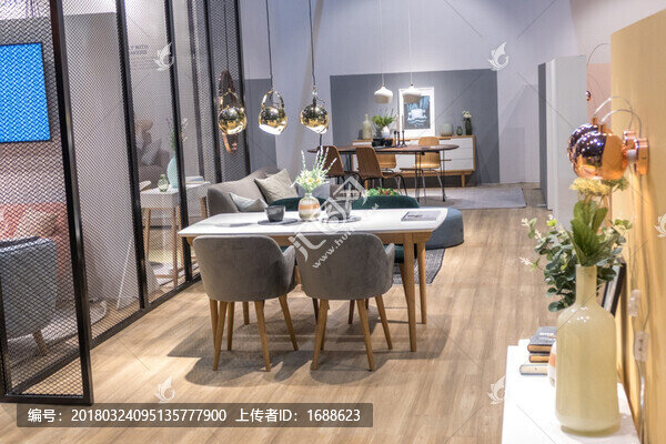 現(xiàn)代餐臺