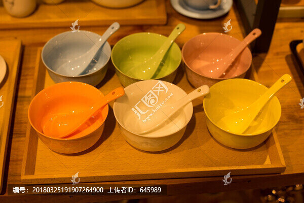 餐具