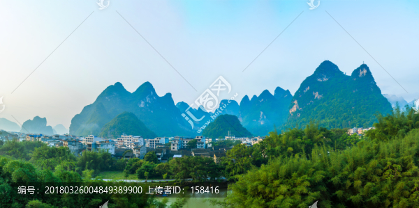 廣西桂林山水陽朔興坪古鎮(zhèn)全景圖