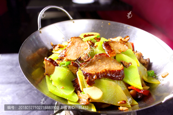 干鍋萵筍臘肉