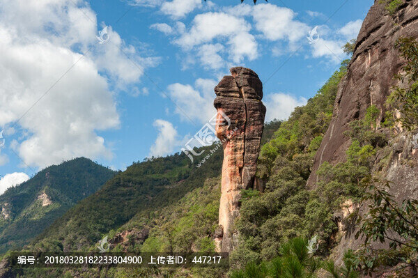 麗江玉龍千龜山情人峰