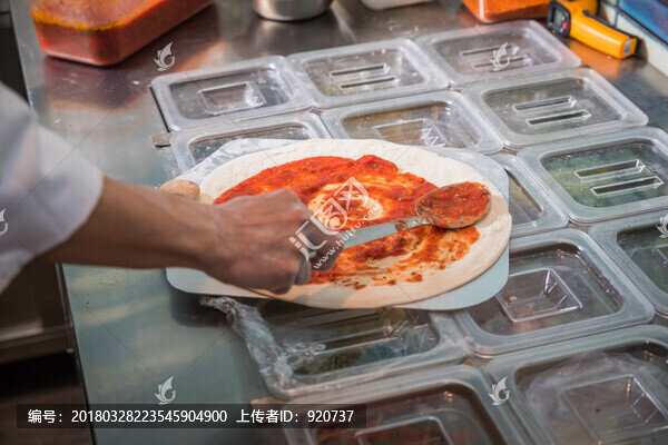 手工制作披薩