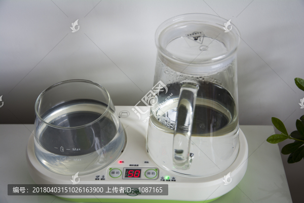 溫奶器