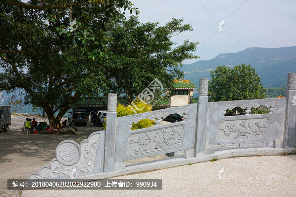 寺廟,石頭攔河,石雕