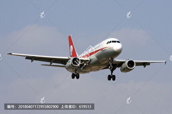 四川航空,飛機(jī)降落