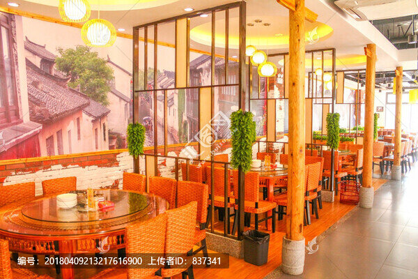 餐廳桌椅