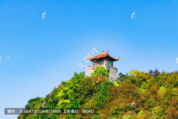 山峰亭子