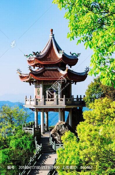 山腰涼亭