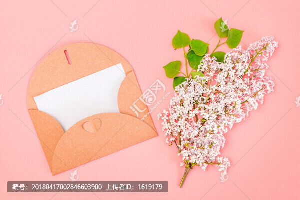 鮮花和信封