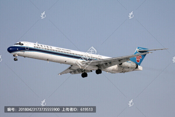 中國南方航空,飛機(jī)降落
