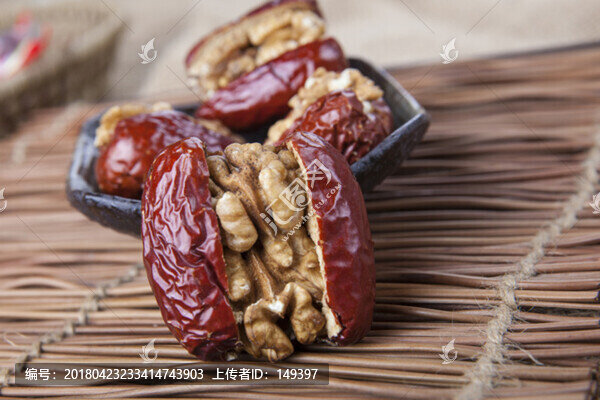 大棗夾核桃仁