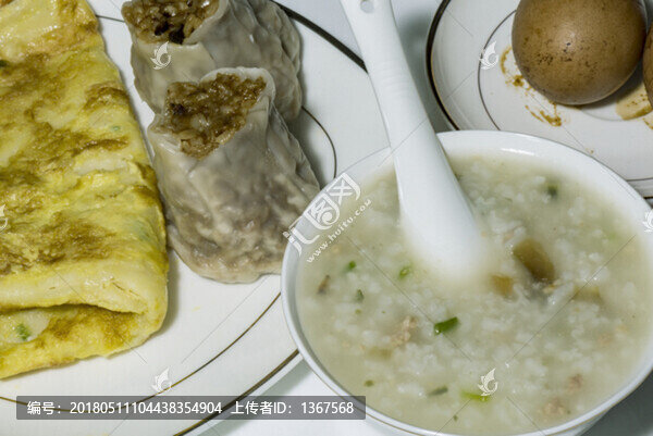 早餐,點(diǎn)心,皮蛋廋肉粥,雞蛋餅