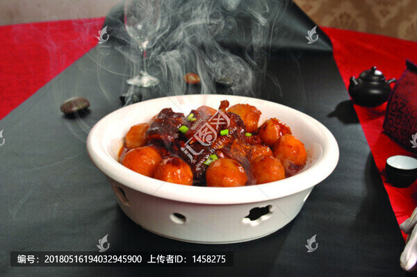 甲魚(yú)燒土豆