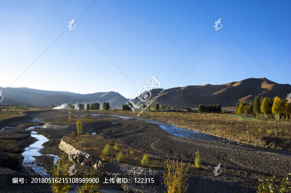 稻城河風(fēng)景