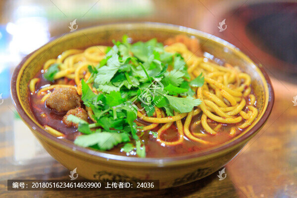 山西洪洞,牛肉丸子面