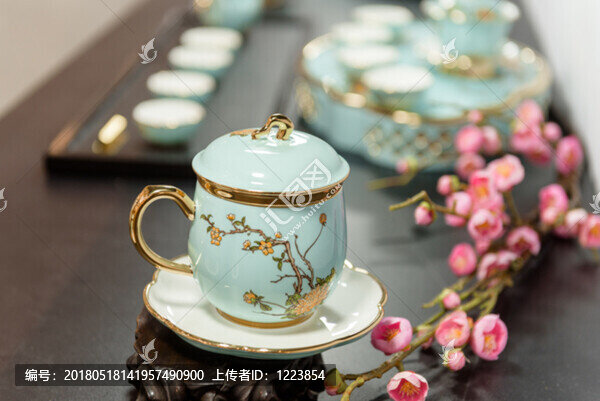 鎏金陶瓷茶具