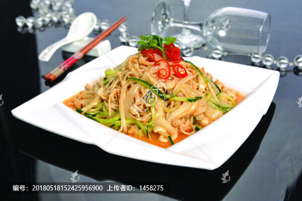 麻辣金針拌牛肚