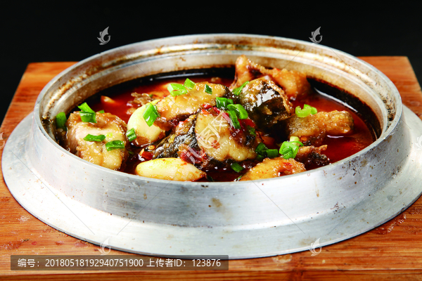 石鍋小黃魚