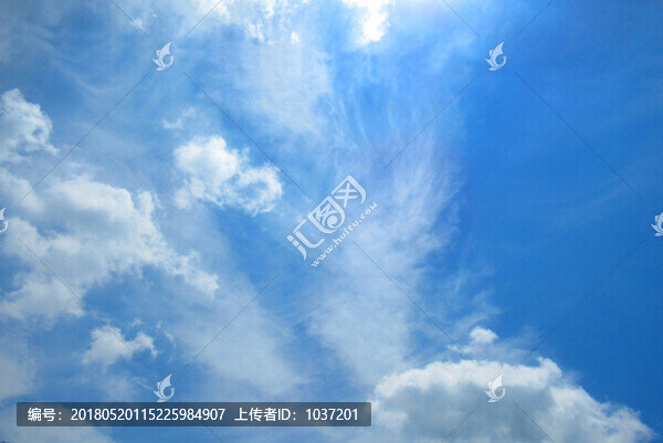 藍(lán)天白云