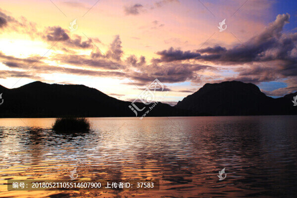 瀘沽湖