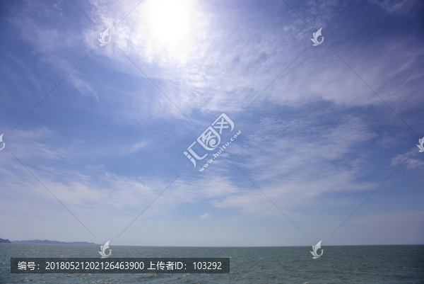 碧海藍(lán)天白云