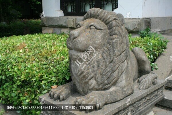 石頭獅子