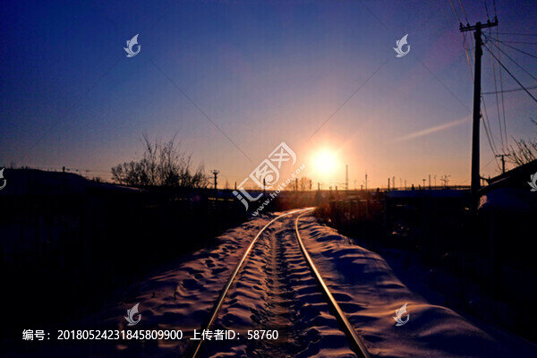 穿越林場(chǎng)的鐵路
