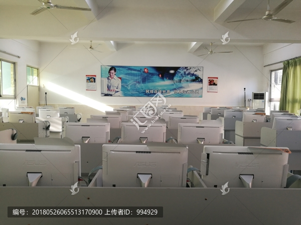 現(xiàn)代計算機電腦教室電子閱覽室