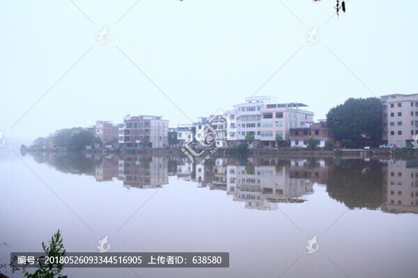 小城鎮(zhèn)清晨