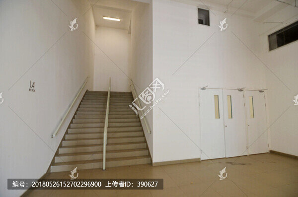 大門,安全出口,樓梯間