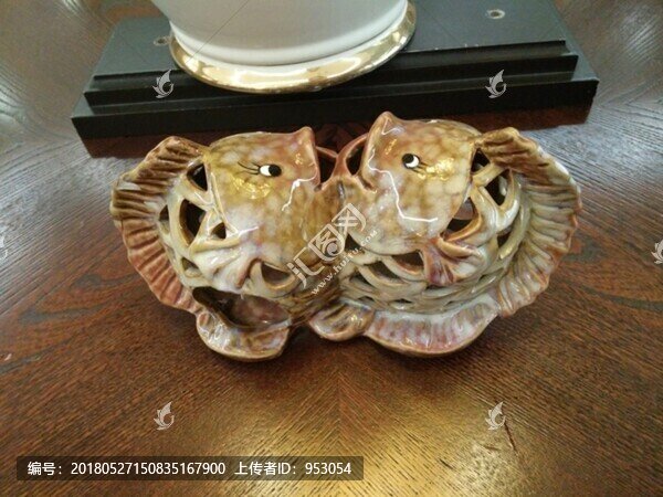 陶瓷魚