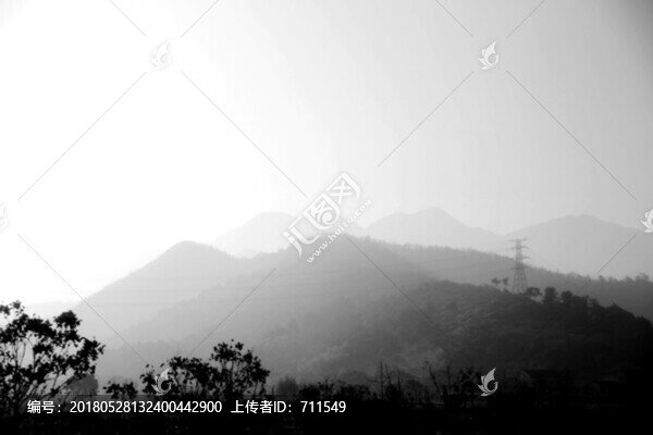 水墨山