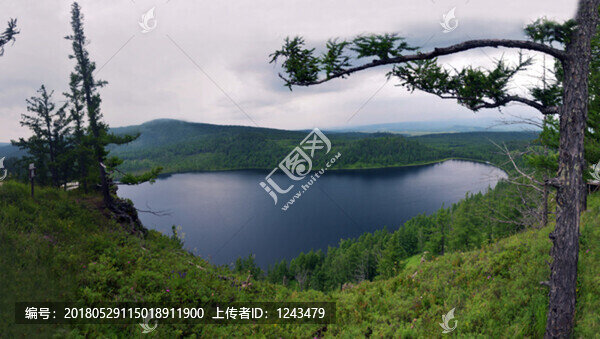 阿爾山駝峰嶺天池