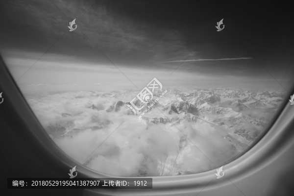 飛越天山