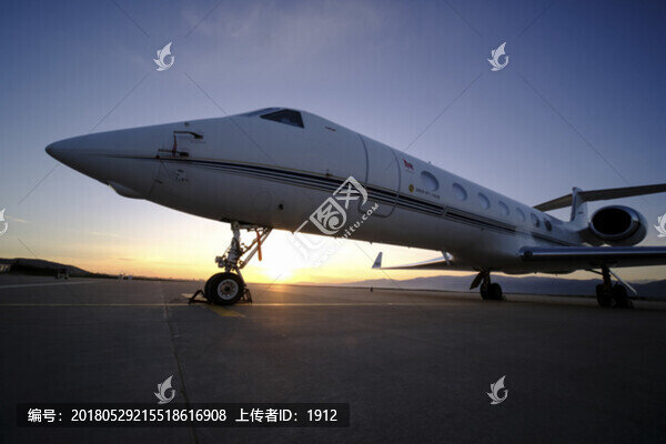 飛機(jī)