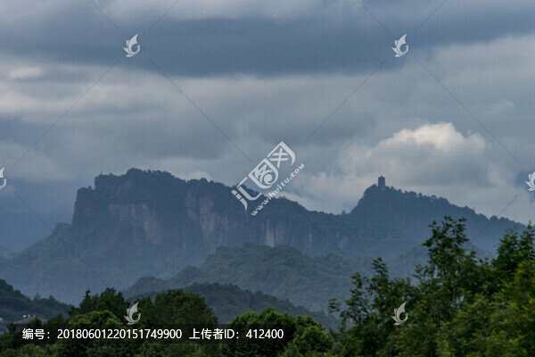 青城山