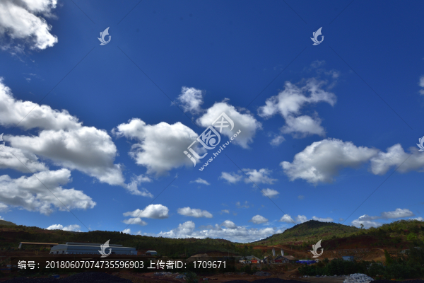 藍(lán)天背景