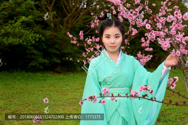 青色古裝美女青蛇傳漢服美女