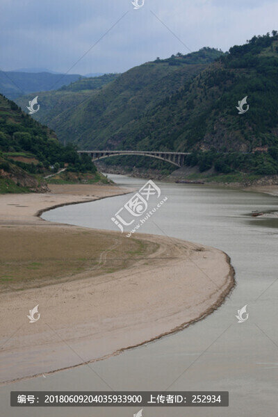 洛河風(fēng)光