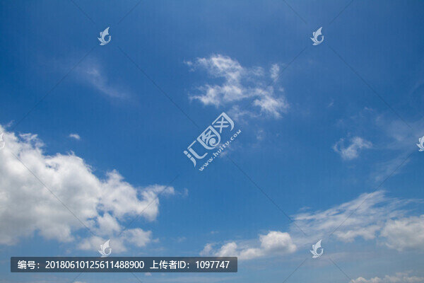 藍(lán)天白云