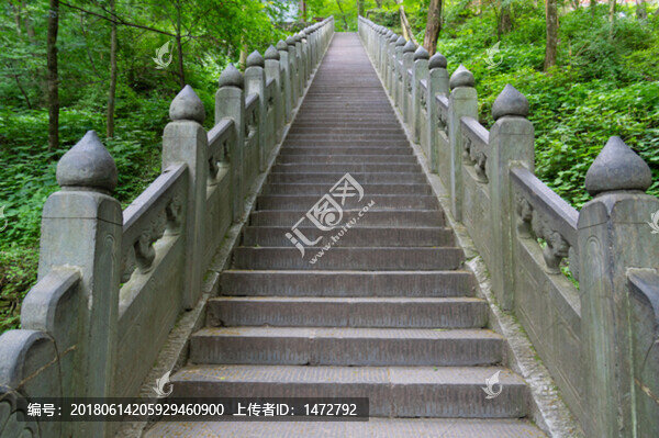 湖北武當(dāng)山百步梯風(fēng)光