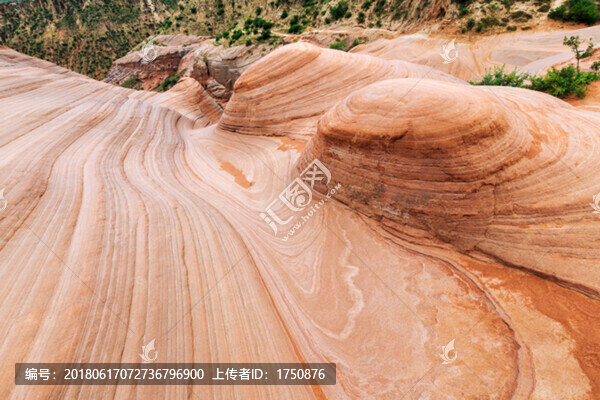 丹霞波浪谷